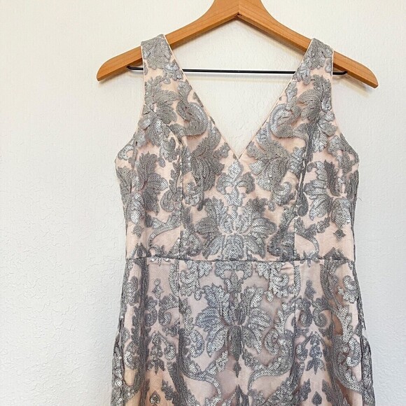 Eliza J Embroidered Sequin Dress Size 8 - Picture 7 of 10